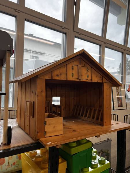 Imagen de Casa de muñecas de madera estilo granja