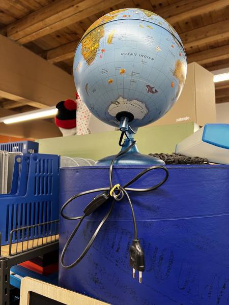 Imagen de Globo terráqueo educativo con luz