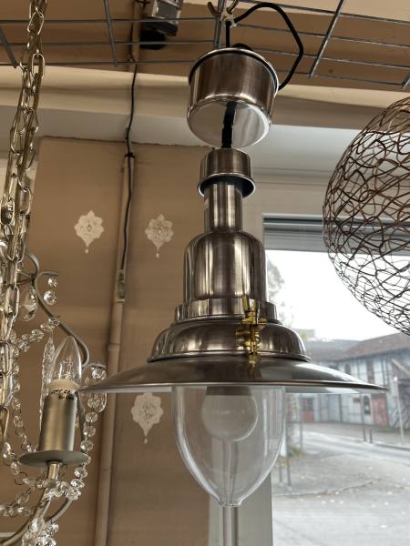Imagen de Lámpara colgante industrial metálica con cristal