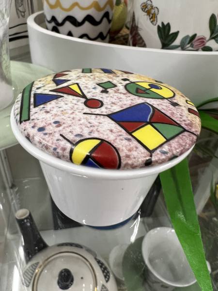 Imagen de Juego de tazas y tetera decoradas