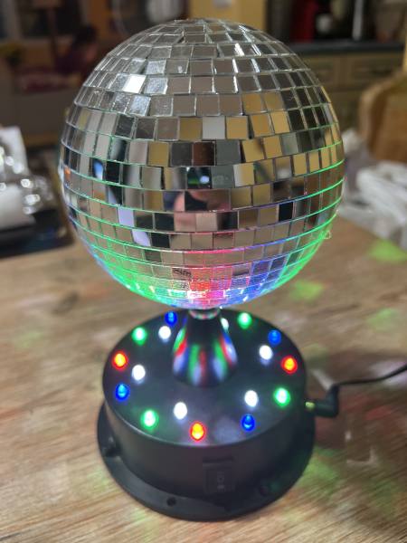 Imagen de Esfera de discoteca con luces LED